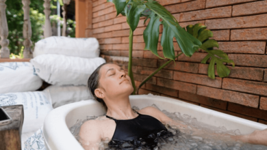 Ice Bath Therapy vs. Cryotherapy: What’s the Difference?
