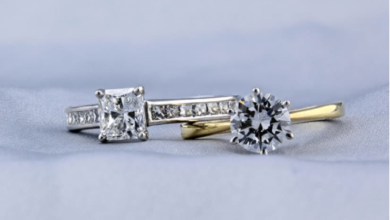 How Do Designers Create One-of-a-Kind Engagement Pieces?