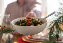 How to Balance Festive Eating with Healthy Living