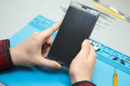 How to Check Your Smartphone Screen Quality and Detect Display Problems