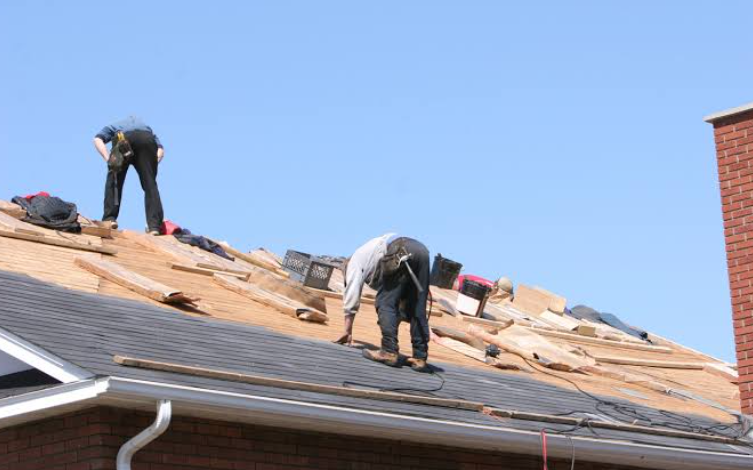 Are Professional Roof Repair Contractors Worth the Investment?